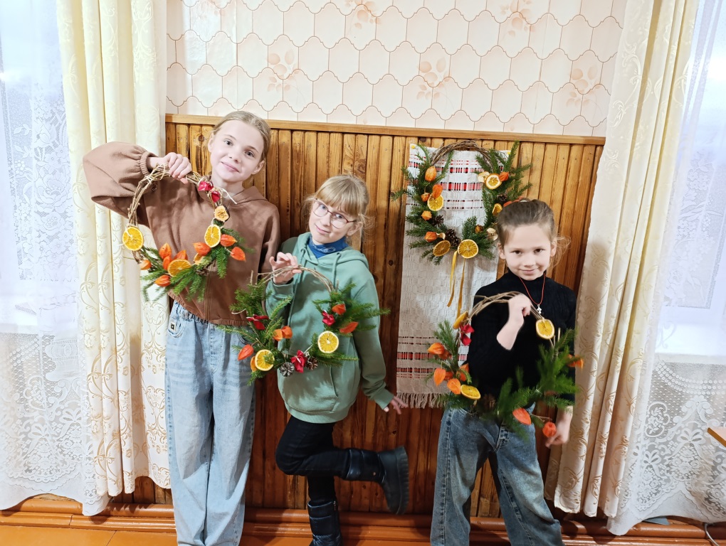 Мастер-класс «Рождественский арома-венок»