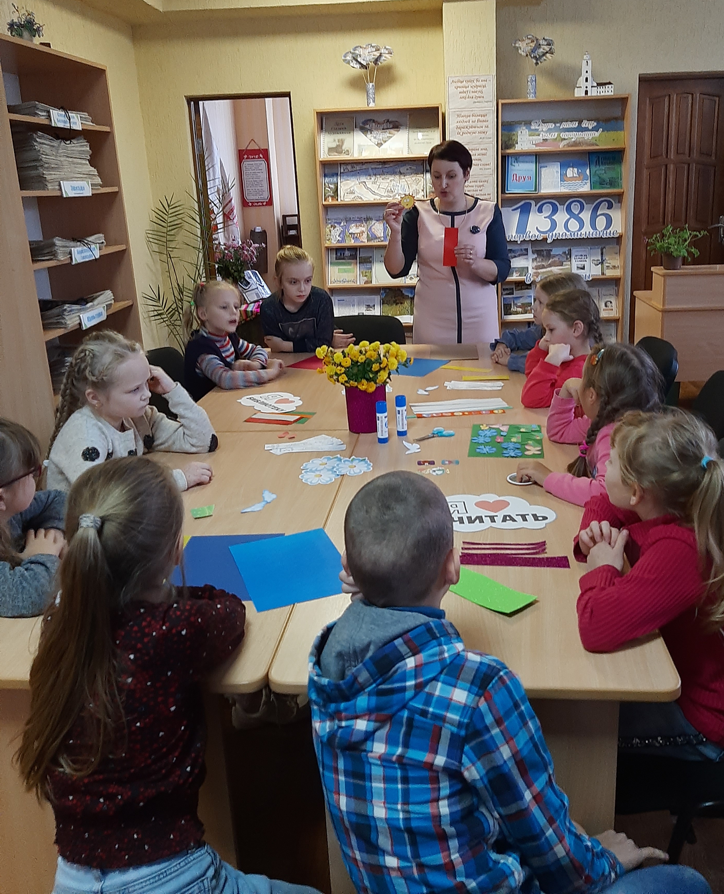 В Друевской библиотеке прошло творческое занятие